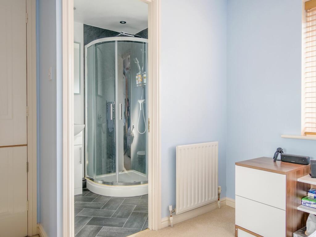 Ensuite