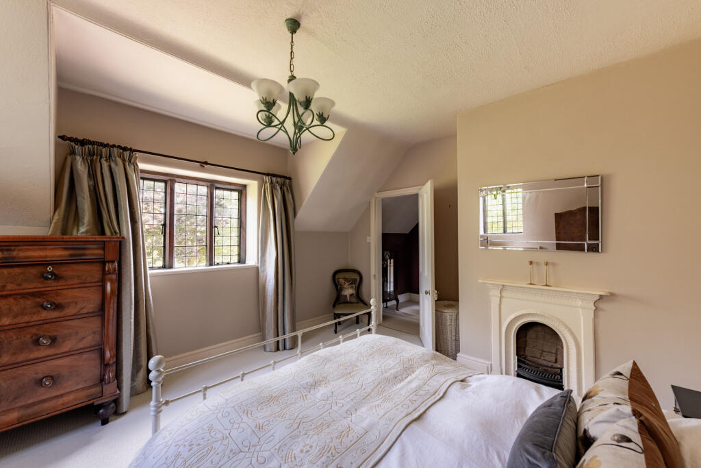 306876 - North Lodge Wirral 55.jpg