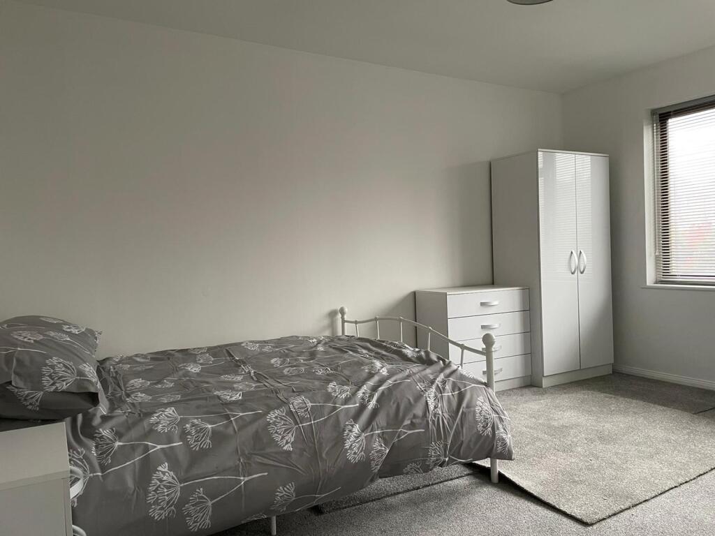 Photo 02