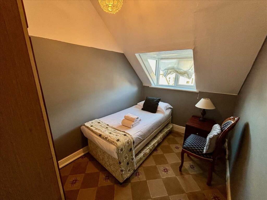 BEDOOM 6