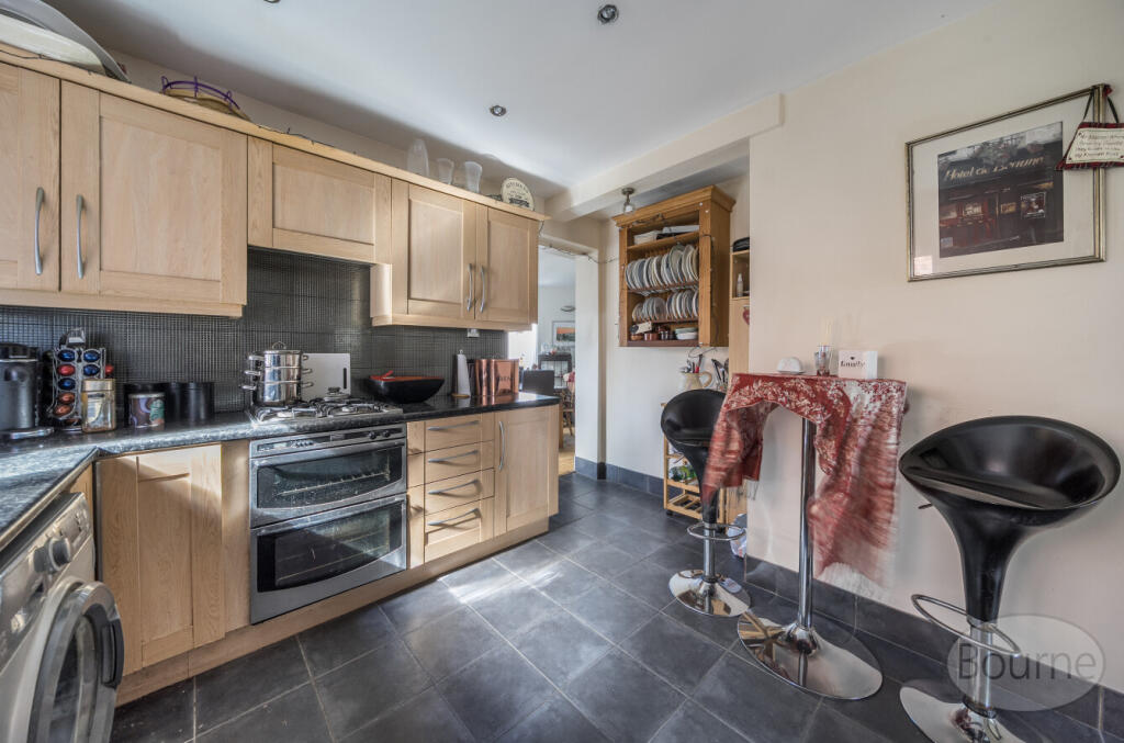 38196e4e-7edb-431...