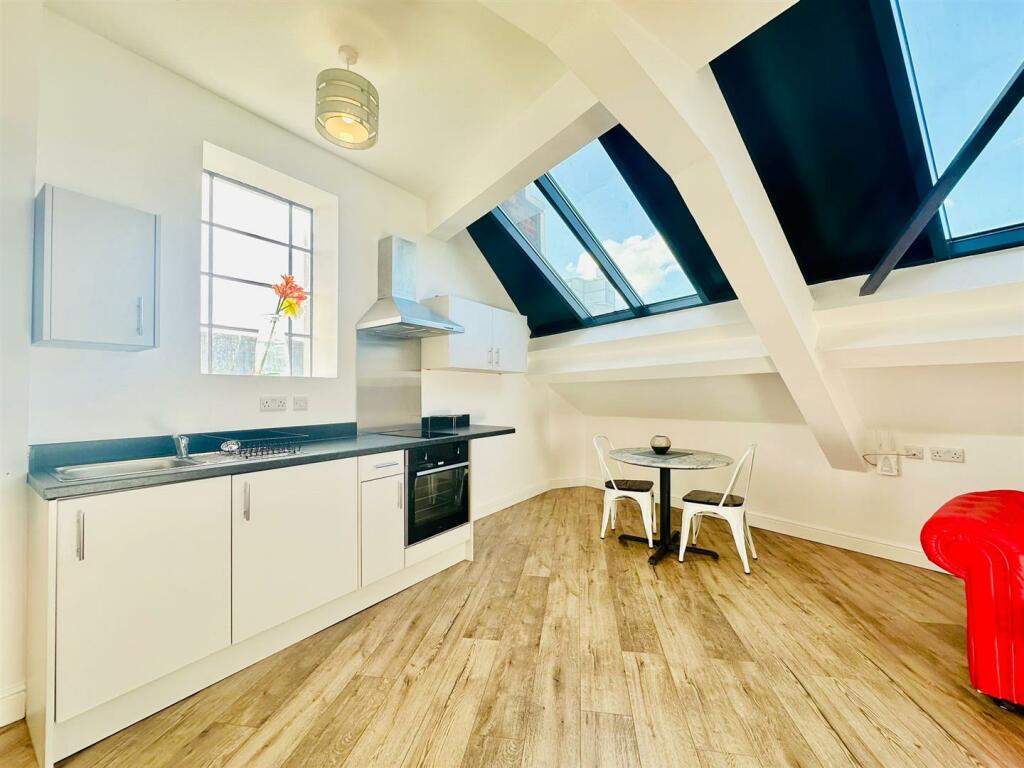 Kitchen/Living