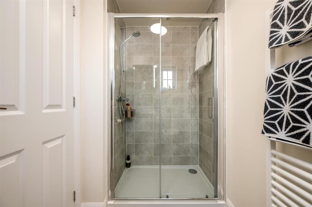 16 Penson Gardens WEB PH-64.jpg