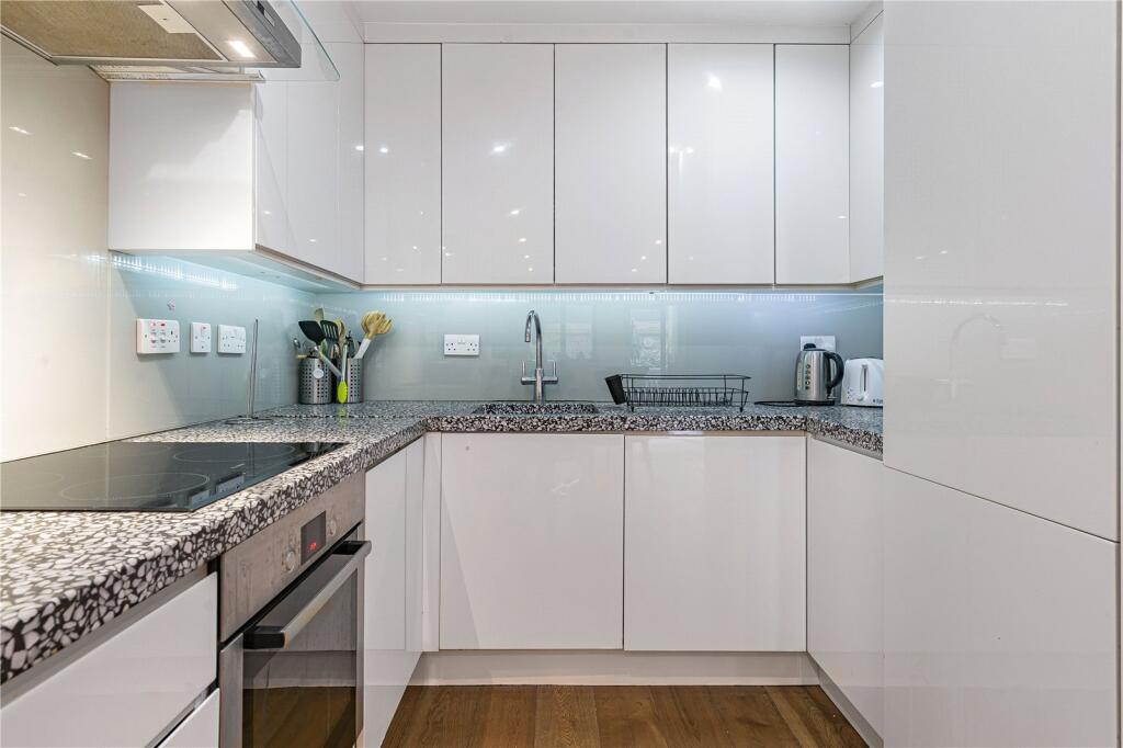 Reception/Kitchen