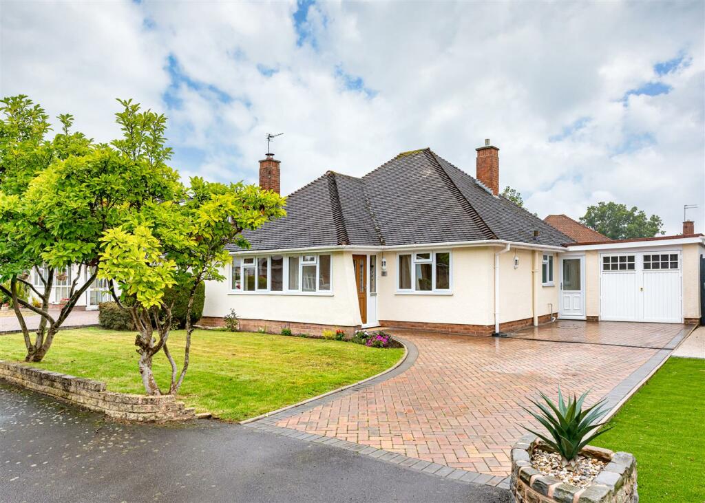 91 Oaken Park-Front 1.jpg