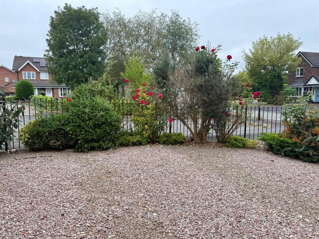 WhatsApp Image 2025-08-18 at 10.23.13_80fd5838.jpg