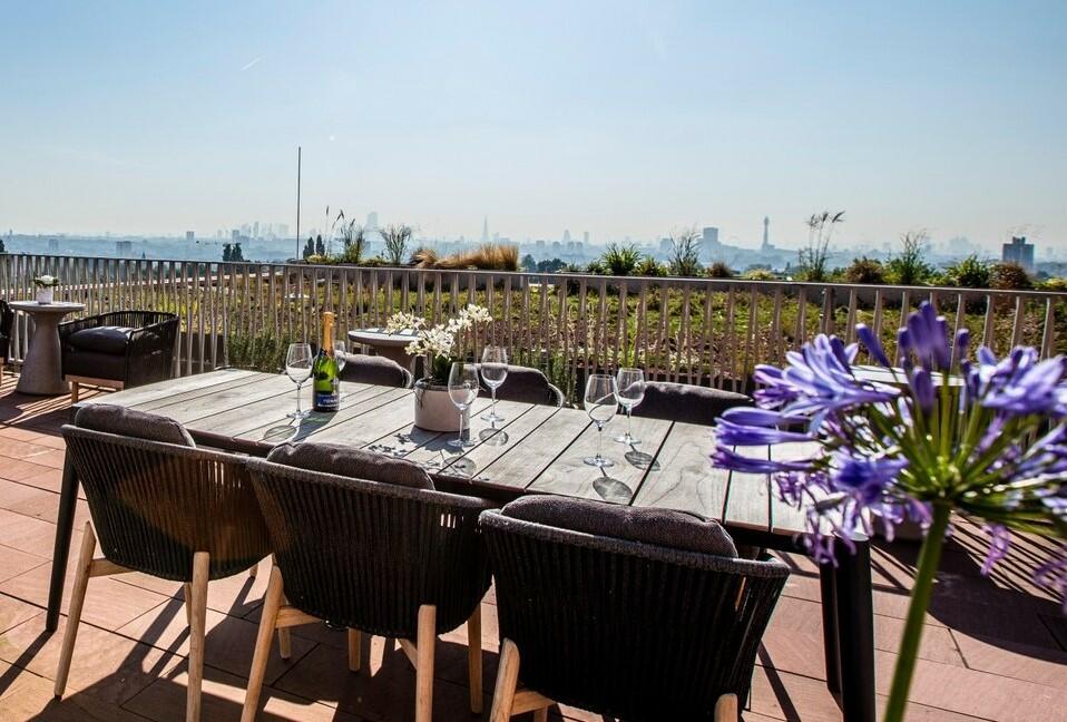 Roof terrace