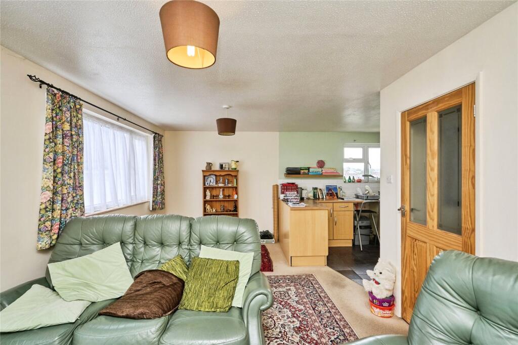 1st Floor Flat