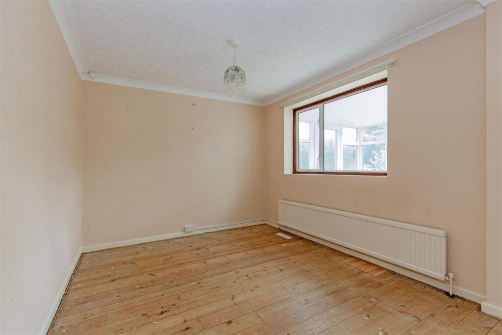 Reception Room-1.jpg