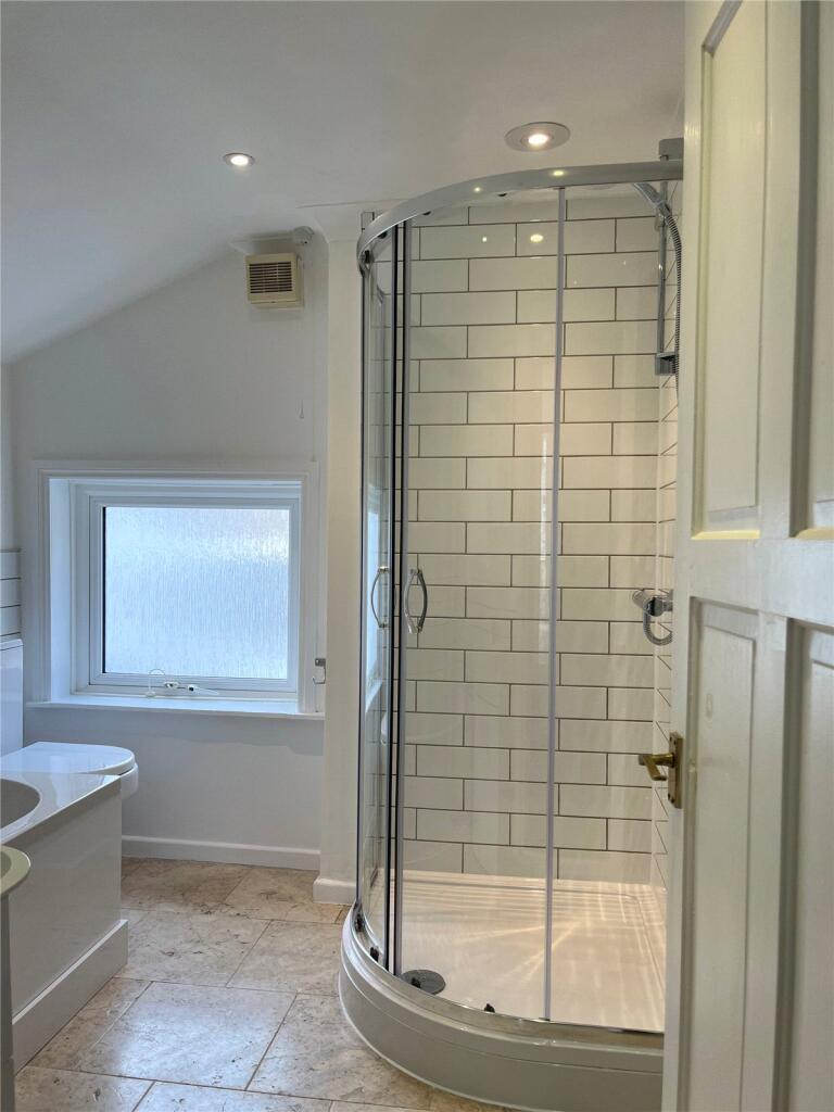 Bath/Shower Rm