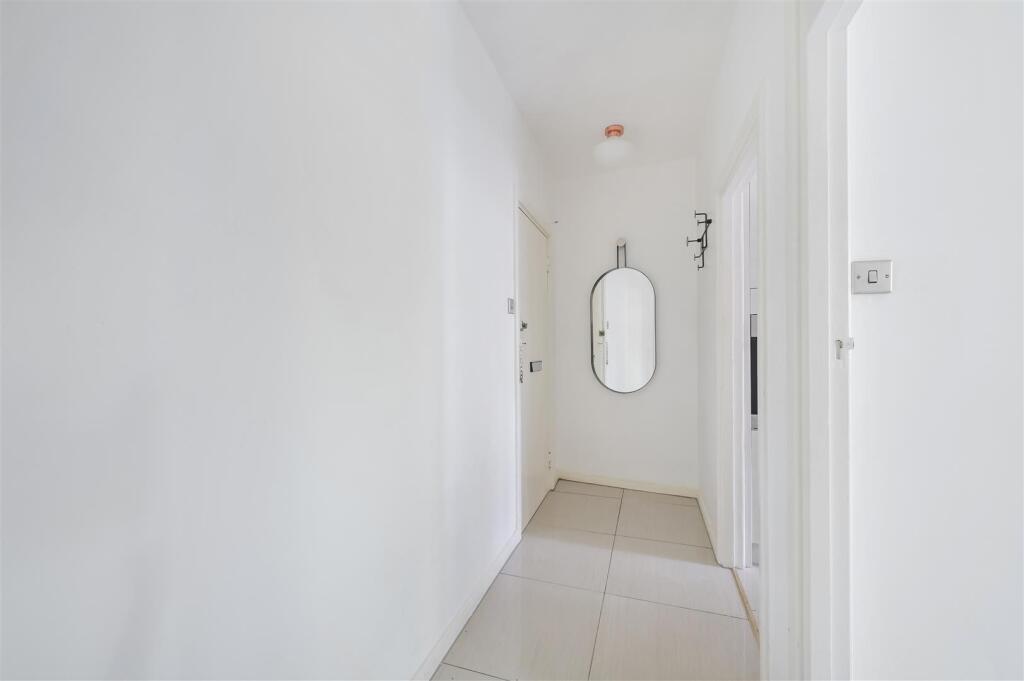 LANGHAM COURT  (9).jpg