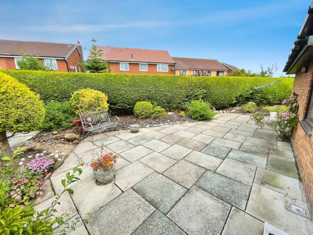 815ab83f--4424-996A-3AB9667E0F24-71436-000009EC9A5