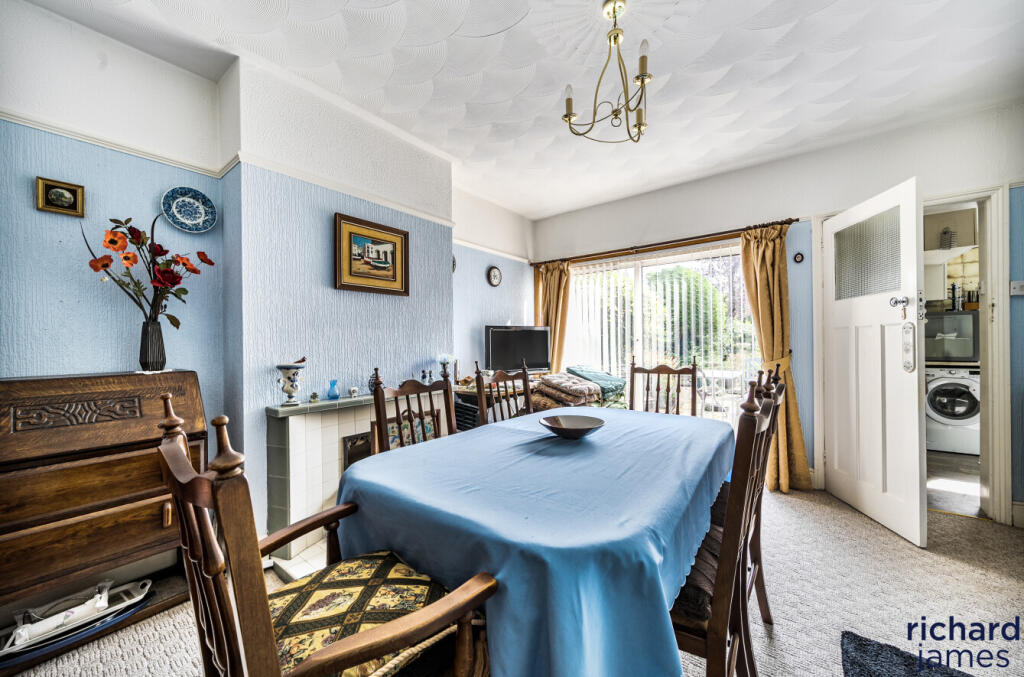 c5f9e0a7533d4600a74d40c3b94b7d75