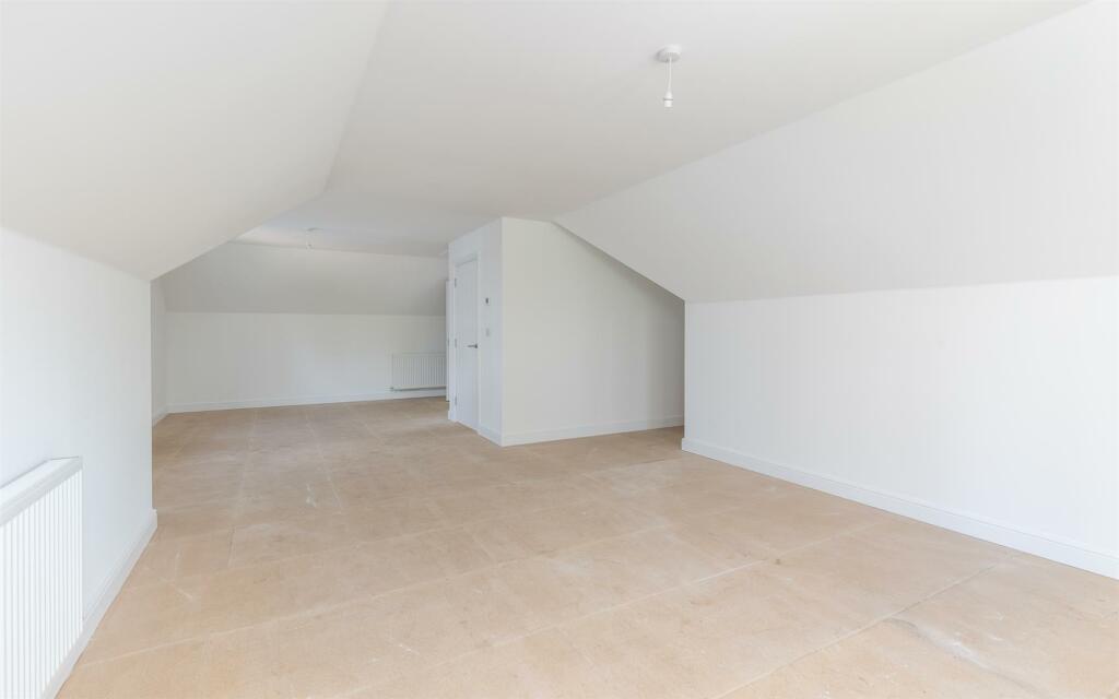 Large Bedroom or Studio.jpg