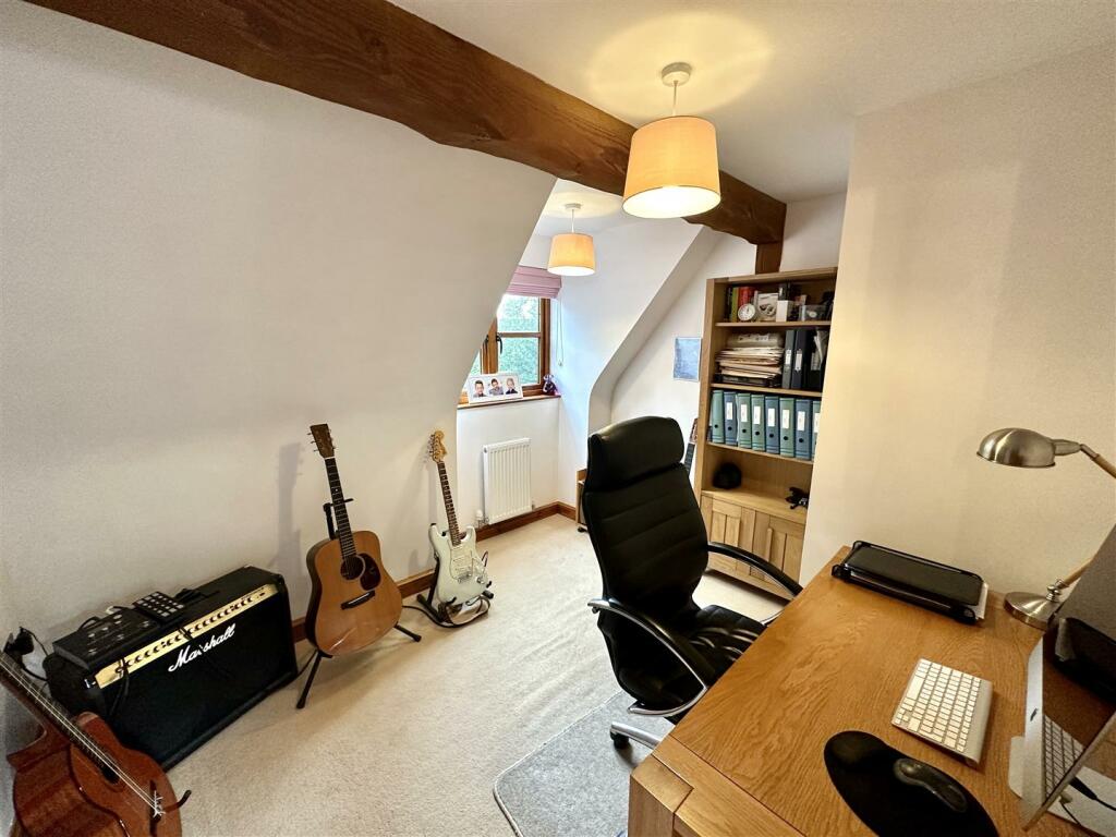 BEDROOM 3
