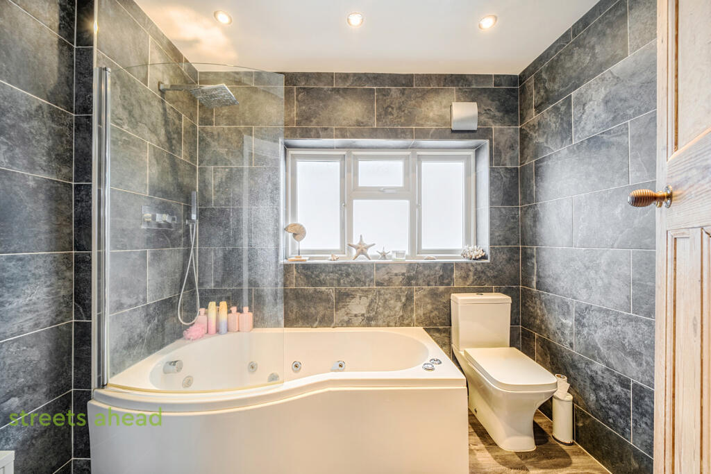 8ae5a2c9-265e-494...