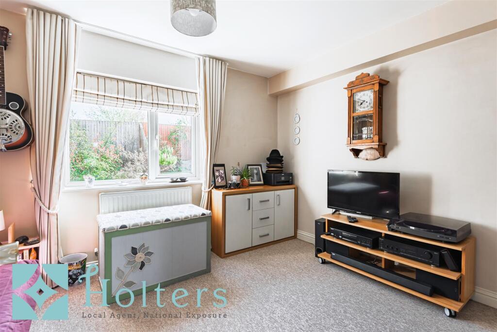 14 Felton Close, Ludlow-10.jpg