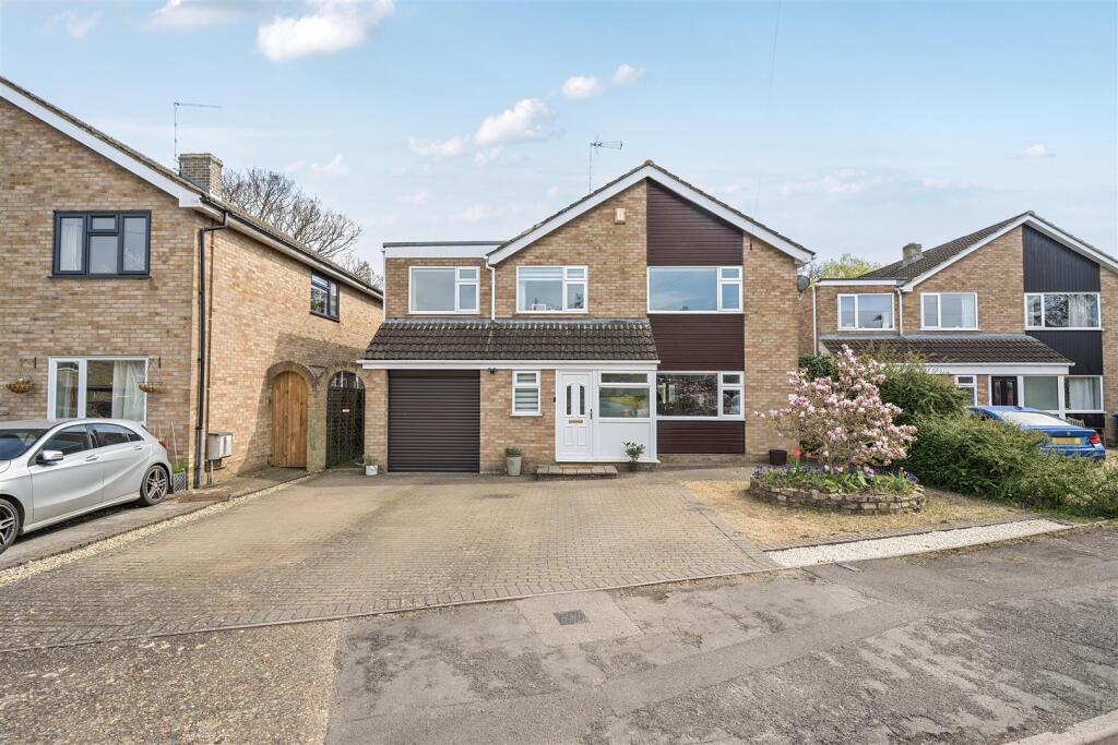39 Hillside Avenue, Silverstone (25).jpg
