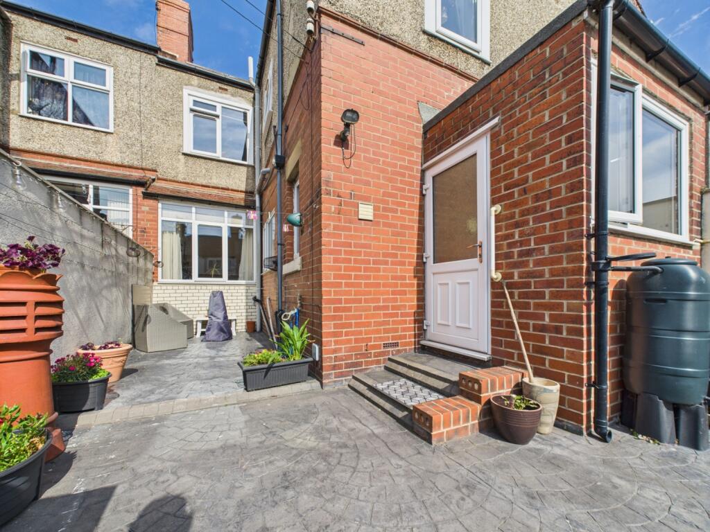 CAM02195G0-PR0083-STILL061