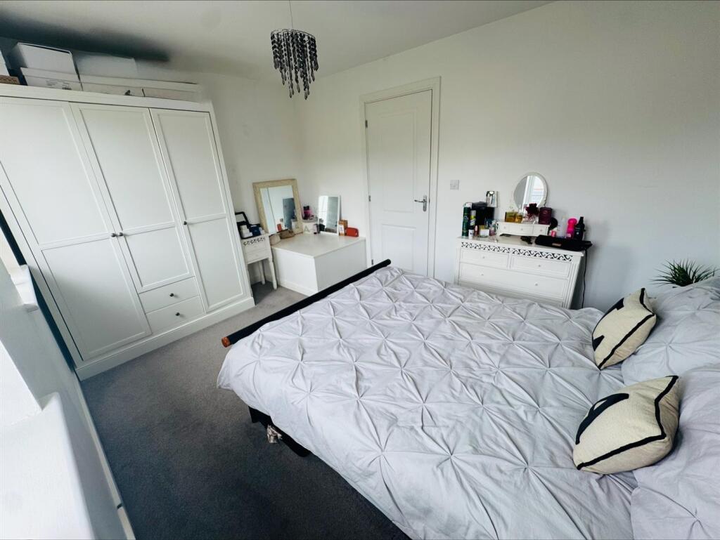 Spare Bedroom.jpeg