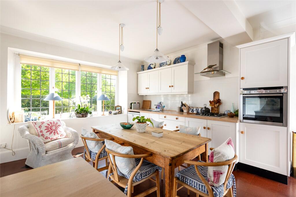 Kitchen/Breakfast