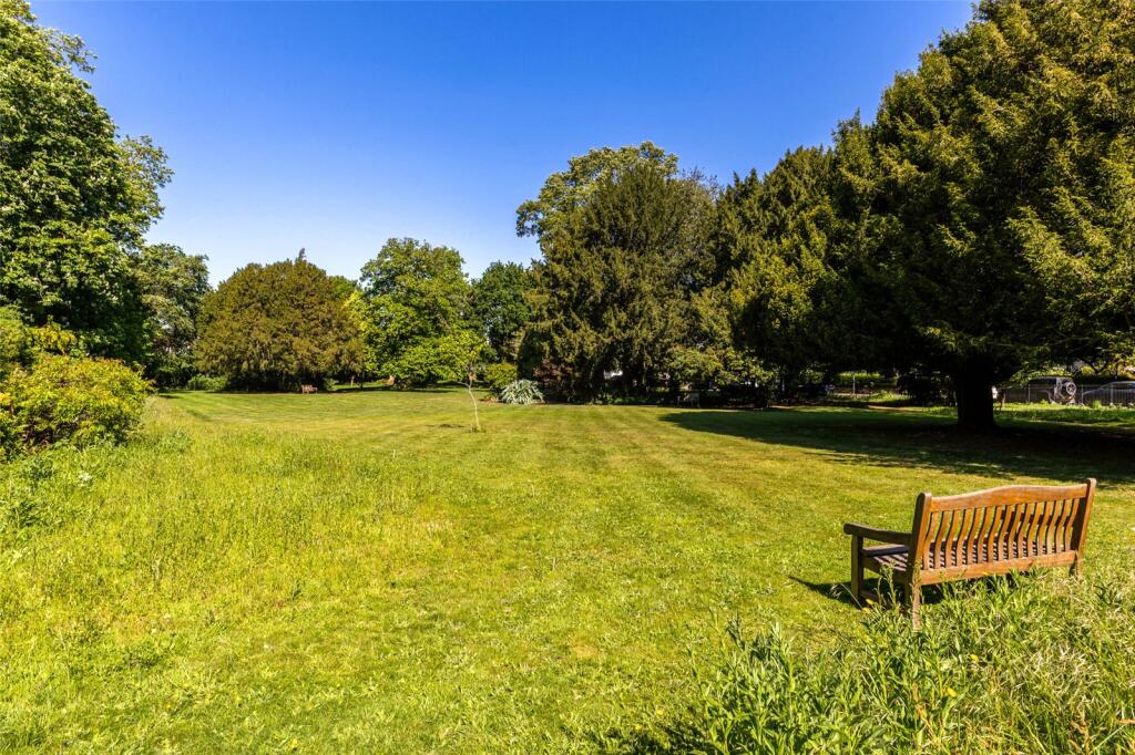 Communal Grounds