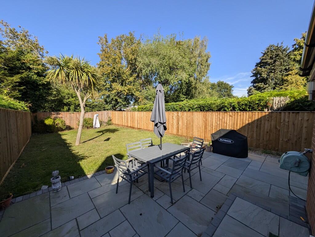 PXL_20250909_0935...