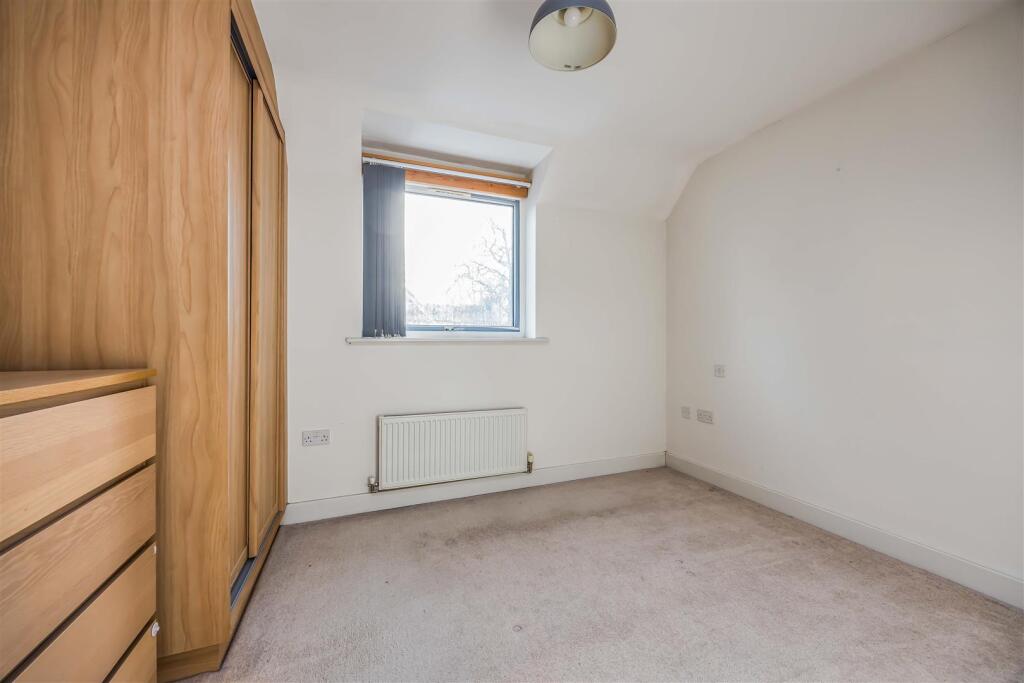 Flat 11, Ashcroft Court, 60 Winchester Road, Chand