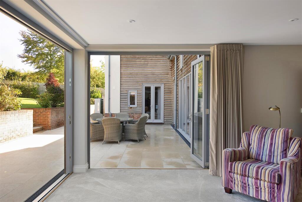 Ashfield House ph30.jpg