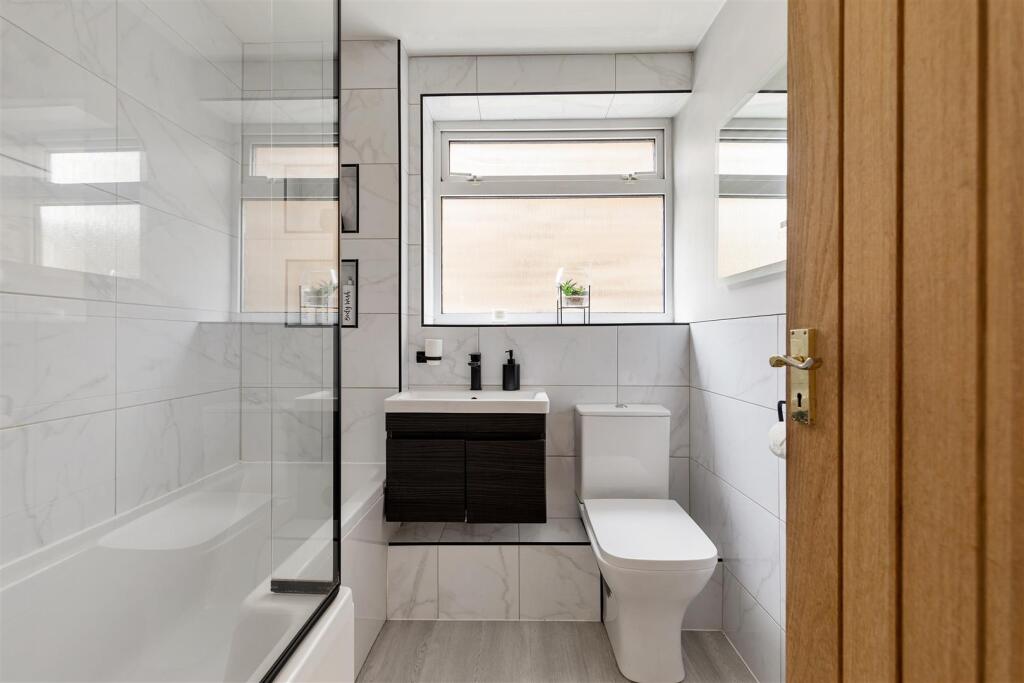 Chingford Avenue, E4