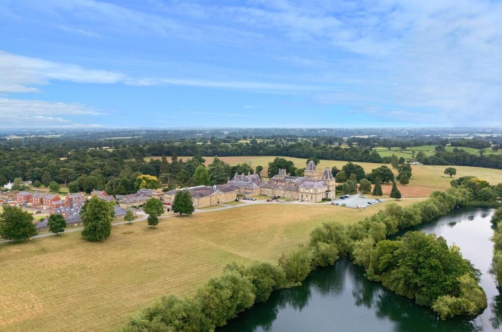 -686d0252d0038-l-1317935 (5).jpg