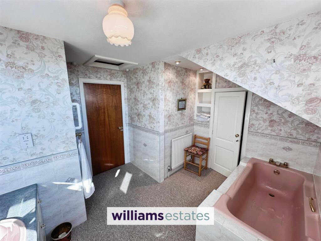 Upstairs Bathroom