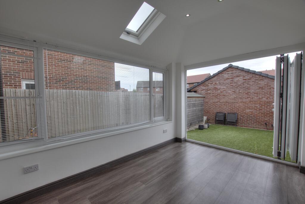 9. Dining room
