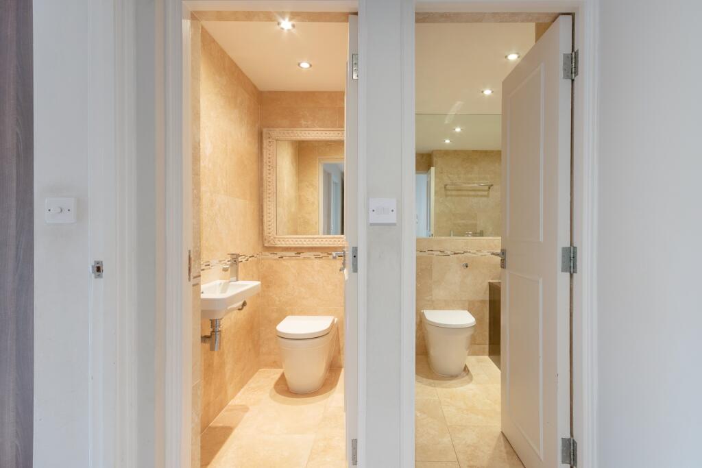 Valiant House 15 Ph4