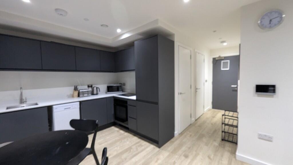 PXL_20250305_1810...