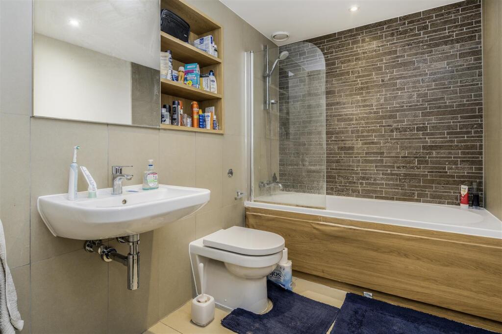 Davidson Frost-Wellings, DFW, Attlee Court, Stanmo