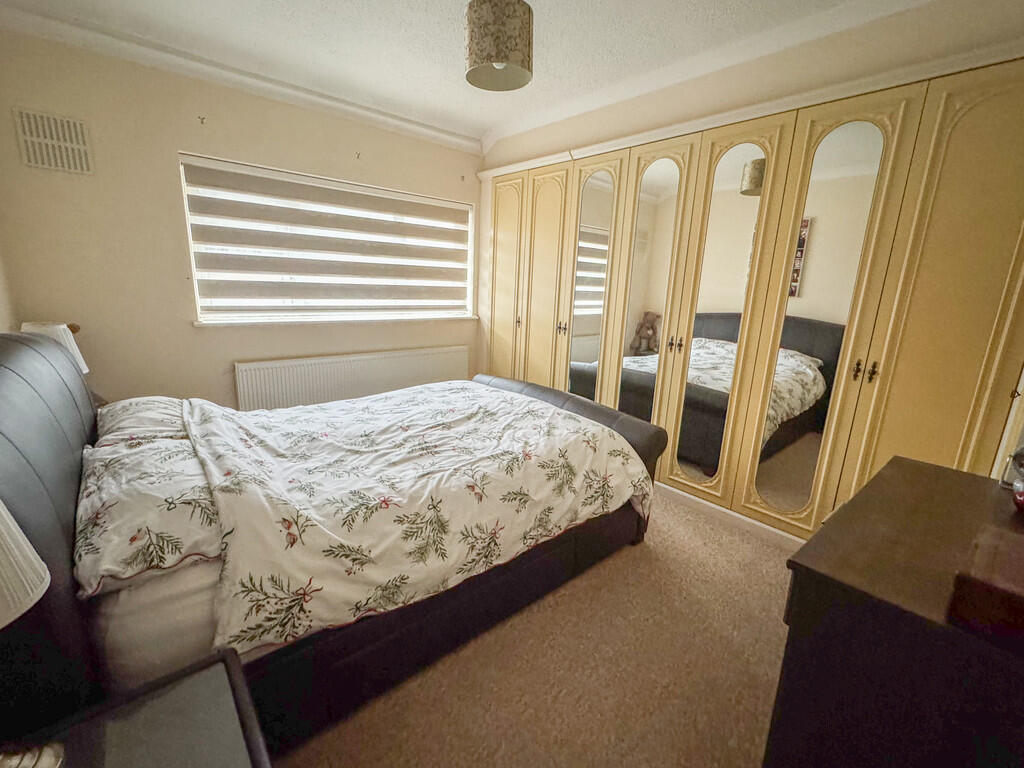bed 1