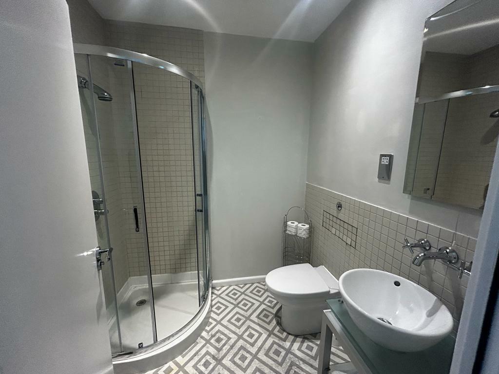 Ensuite.jpg