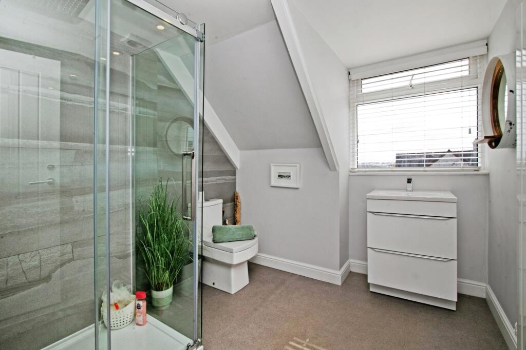 En Suite Shower/Wc