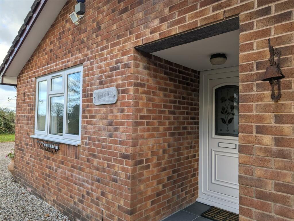 Covered front entrance