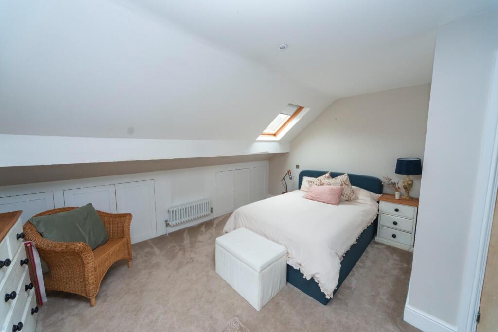 bedroom 2 2nd floor.JPG