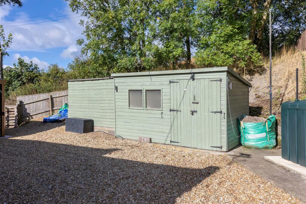 Breck House Farm Bungalow External-12.jpg