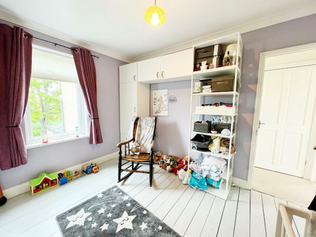 Bedroom 2 pic 2.jpg