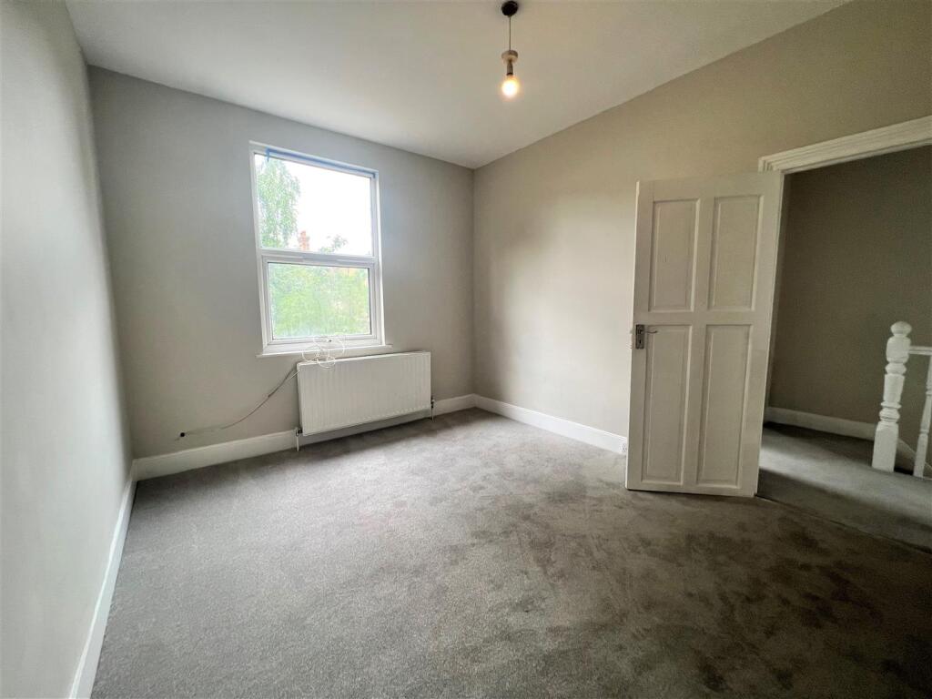 Bedroom2.jpg