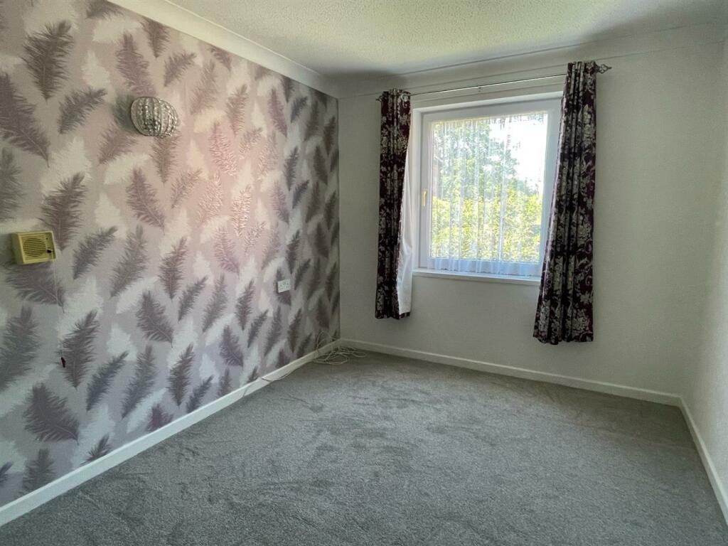 Bedroom1.jpg