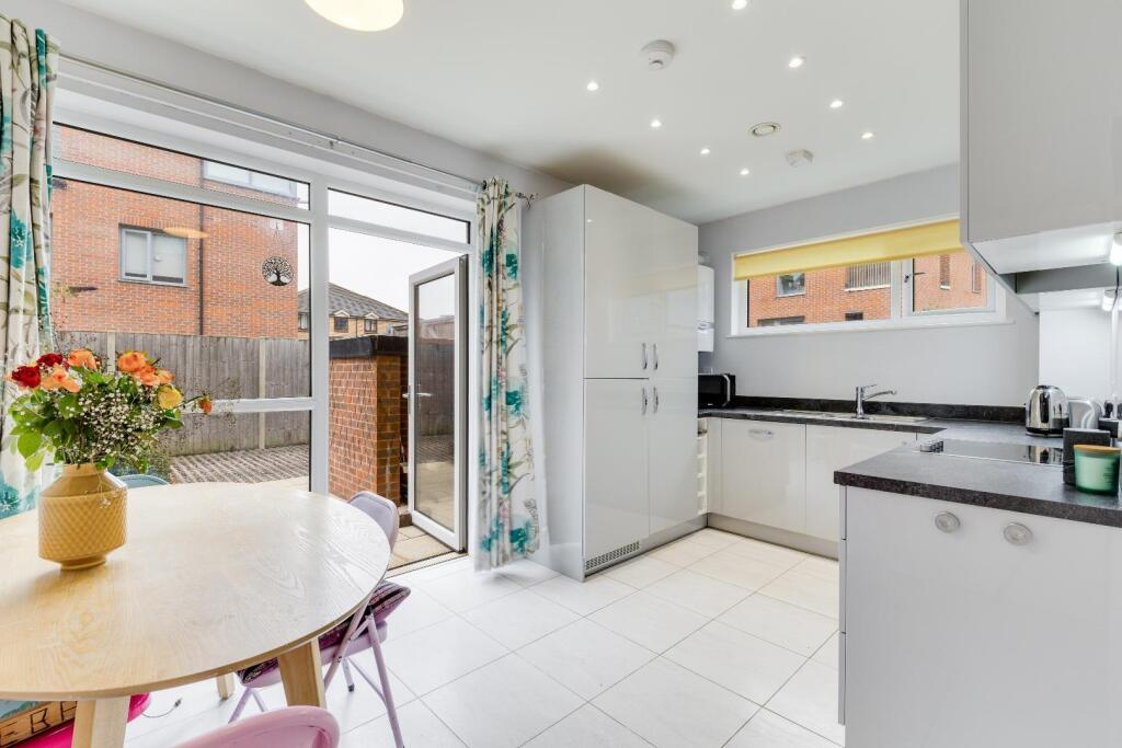 Booth Close 1-26.jpg