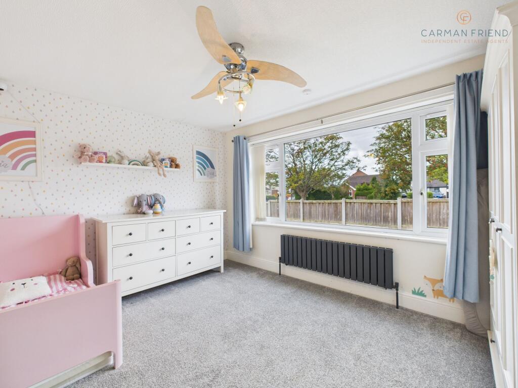 Bedroom 2/Lounge