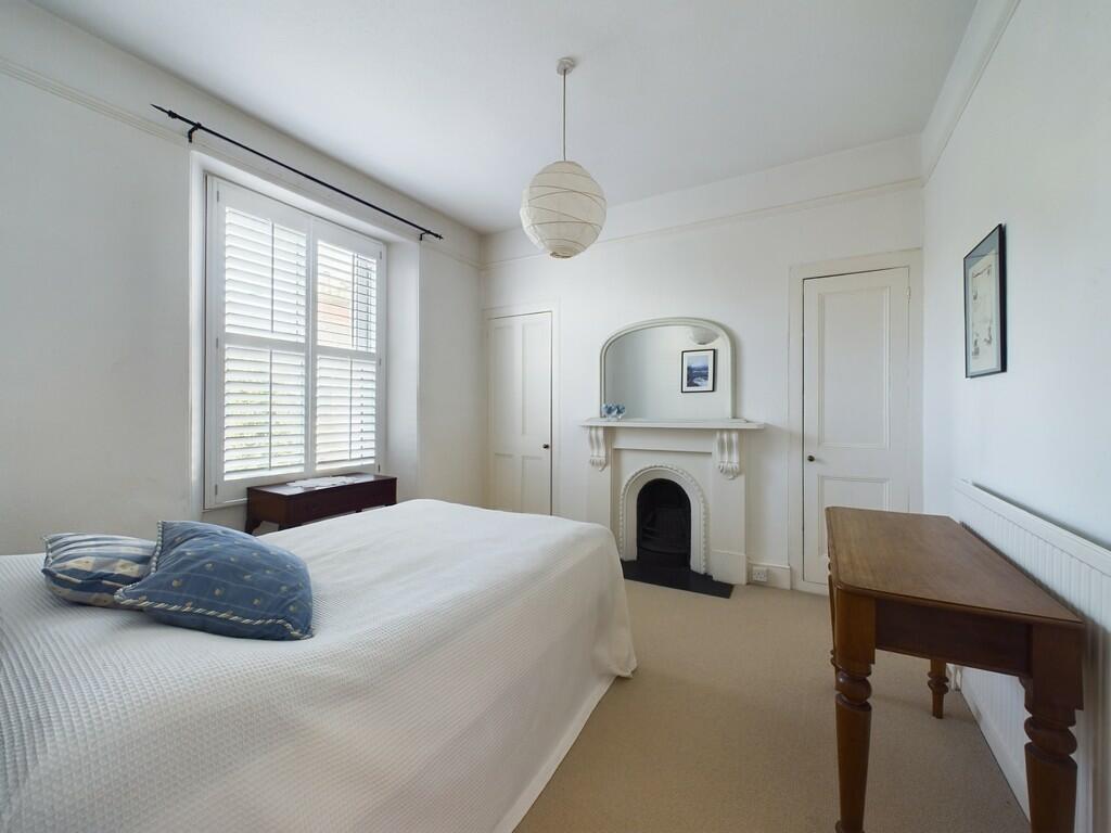 CAM02089G0-PR0326...