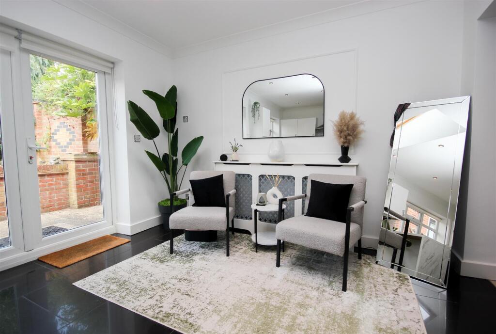 family room.JPG