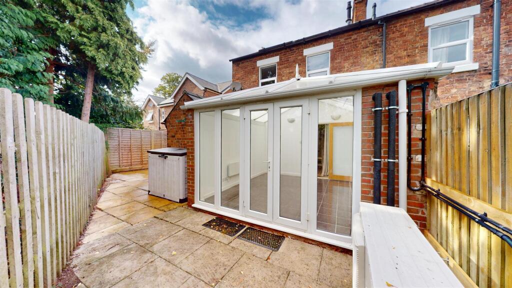 Crowmere Road 73 Garden 2.jpg